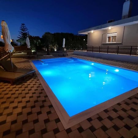 Villa Venetia Koszkinú Kültér fotó